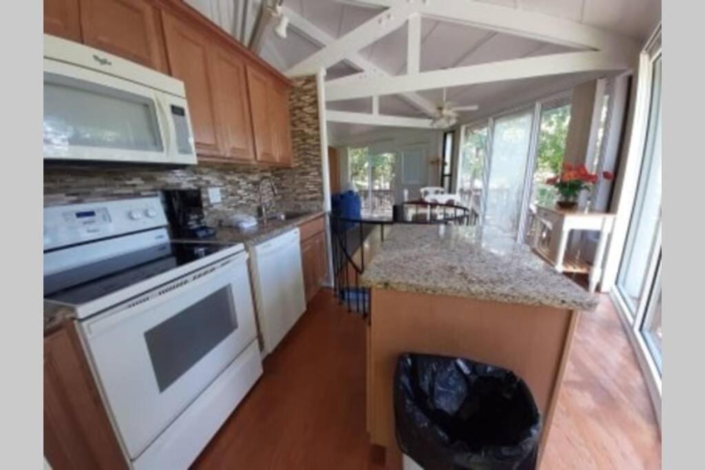 Unit 11-Treetop 2 Bedroom Villa Village of Four Seasons Extérieur photo